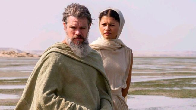 Matt Damon dan Zendaya dalam The Odyssey (2026).