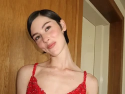 Gracie Abrams Tuai Kontroversi, Ada Foto Joe Alwyn di Postingan Terbaru