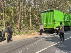 Mahasiswi Mojokerto Tewas Tertabrak Truk Saat Pulang Belanja