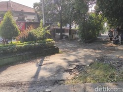 Rusak Bertahun-tahun, Jalan Abimanyu Buleleng Belum Juga Diperbaiki