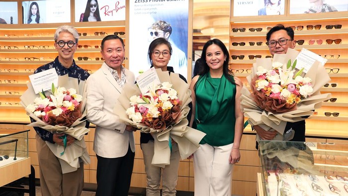 Konsep baru Optik Tunggal di Gandaria City Mall yang lebih cerah dan hangat