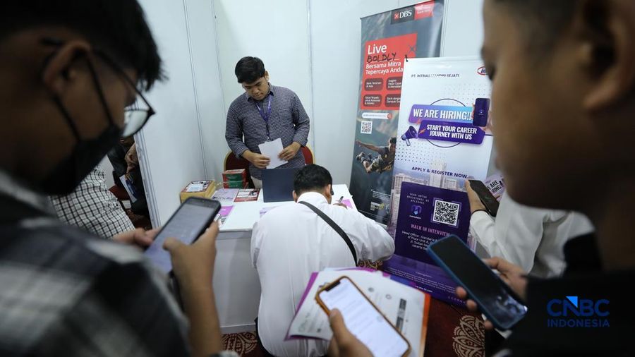 Pemerintah kembali menggelar bursa kerja Jakarta Selatan Career Fest & Bazaar 2026 untuk mempertemukan pencari kerja dengan perusahaan nan sedang membuka lowongan. Job fair secara luring digelar pada 7-8 Juli 2026 di Gedung Nyi Ageng Serang, Setiabudi, Jakarta, Selasa (7/7/2026).