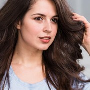 Rahasia Glossy Hair untuk Rambut Tebal dan Bergelombang