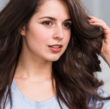Rahasia Glossy Hair untuk Rambut Tebal dan Bergelombang