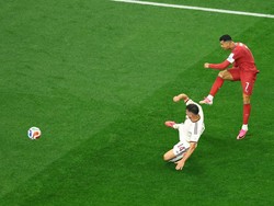 Soccer Football - FIFA World Cup 2026 - Round of 16 - Portugal v Spain - Dallas Stadium, Arlington, Texas, U.S. - July 6, 2026 Portugal's Cristiano Ronaldo shoots at goal REUTERS/Issei Kato