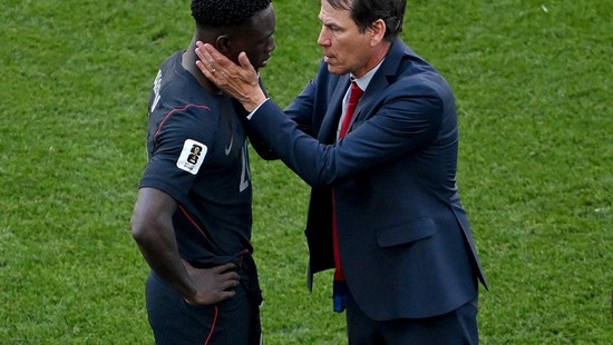 Folarin Balogun temui Rudi Garcia usai kontroversi kartu merah di Piala Dunia 2026.