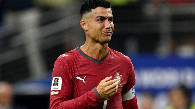 Soccer Football - FIFA World Cup 2026 - Round of 16 - Portugal v Spain - Dallas Stadium, Arlington, Texas, U.S. - July 6, 2026 Portugal's Cristiano Ronaldo looks dejected after the match as Portugal are eliminated from the World Cup  IMAGN IMAGES via