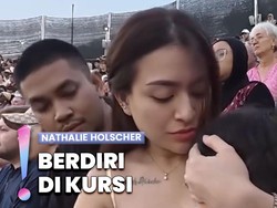 Video: Reaksi Nathalie Holscher usai Adzam Kena Tegur saat Nonton Tari Kecak