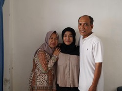 Kisah Andini, Anak Tukang Bengkel yang Lolos UGM dan Bisa Kuliah Gratis