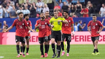 Liputan Olahraga CNN Sport : Mesir Tuntut FIFA Investigasi Wasit Kontroversial lawan Argentina