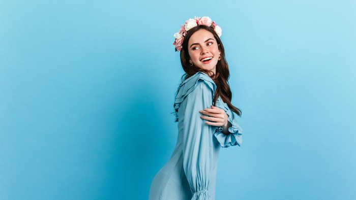 5 Fakta Kepribadian Si Pencinta Warna Biru, Dikenal sebagai Sosok Cerdas!