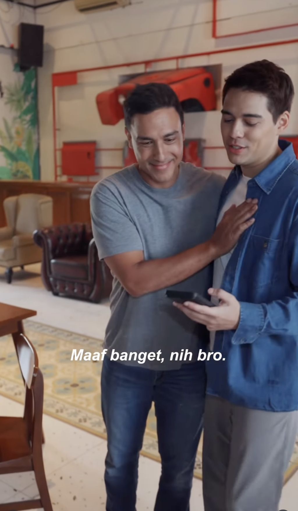Hamish Daud dan Maxime Boutttier.