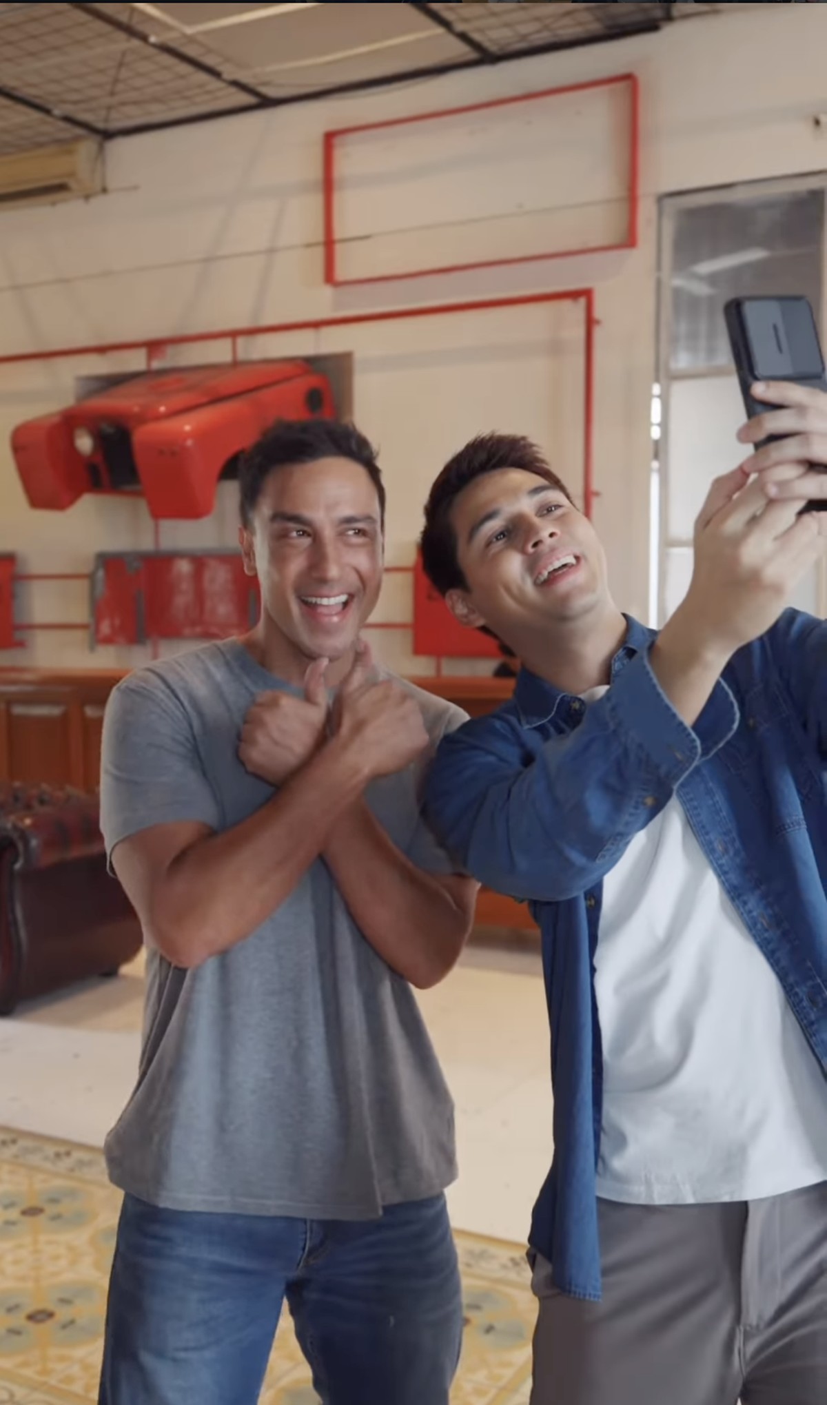 Hamish Daud dan Maxime Boutttier&period;