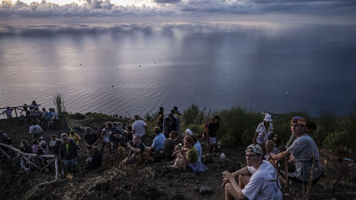 Ledakan lava Gunung Stromboli, Italia.