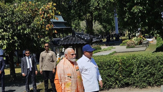 Prabowo dan Modi Kunjungi Candi Prambanan, Naik Helikopter Bareng