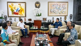 Menteri Keuangan Purbaya Yudhi Sadewa akan mempelajari usulan Penasihat Khusus Presiden Bidang Ketenagakerjaan dan Kesejahteraan Buruh Said Iqbal terkait dengan perubahan aturan pajak Jaminan Hari Tua (JHT), termasuk pembebasan pajak saat pencairan a