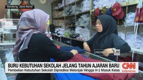 Buru Kebutuhan Sekolah Jelang Tahun Ajaran Baru