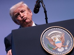 Donald Trump diharapkan ikut dalam penyerahan trofi Piala Dunia 2026.