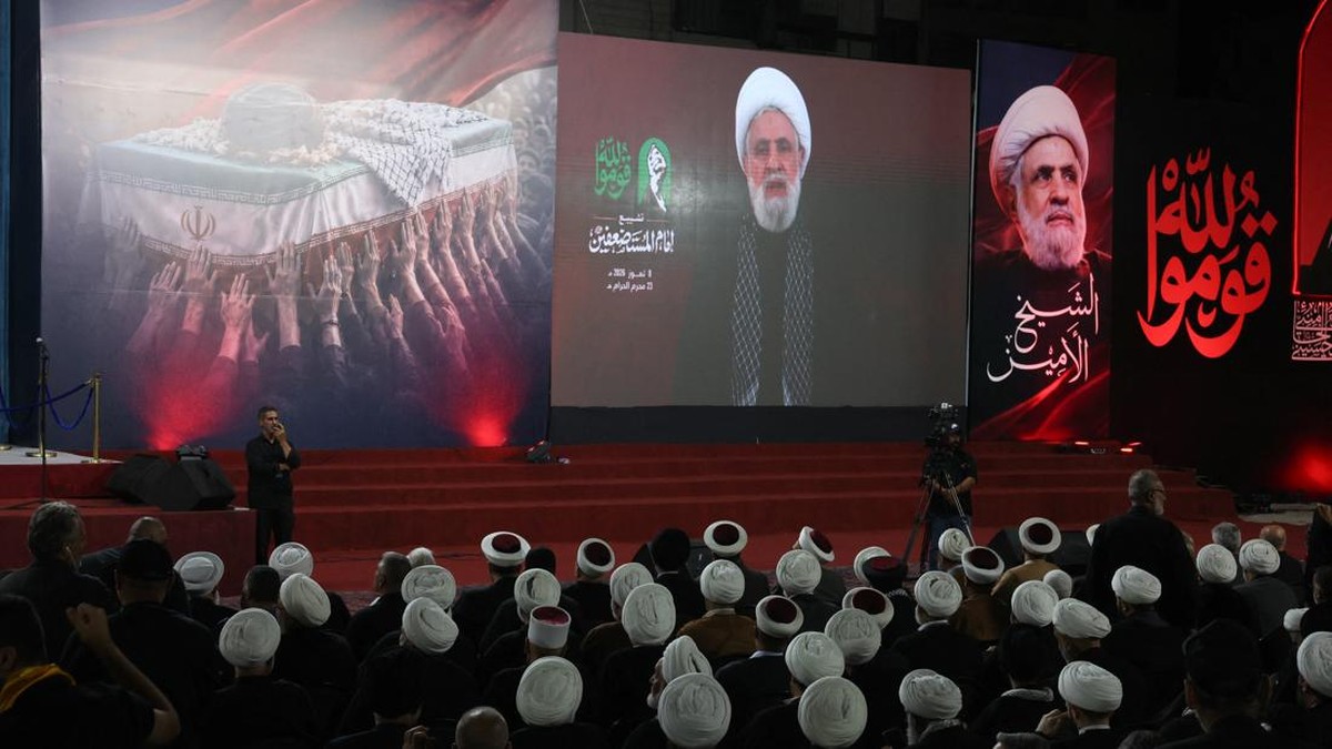Lengkap! Ini Fakta Unik Proses Pemakaman Ali Khamenei dalam 6 Hari