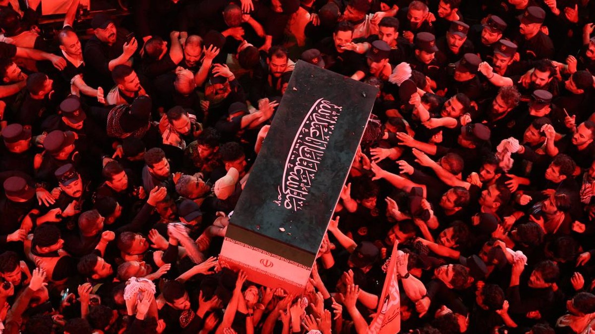 Usai Khamenei Dimakamkan, Iran Langsung Serang Target Militer AS