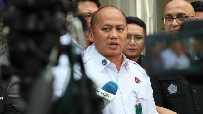 Kejaksaan Agung membantah penghentian pendataan SPPG terkait kasus dugaan korupsi Febrie Adriansyah. Pengumpulan data dihentikan untuk mencegah penyalahgunaan.