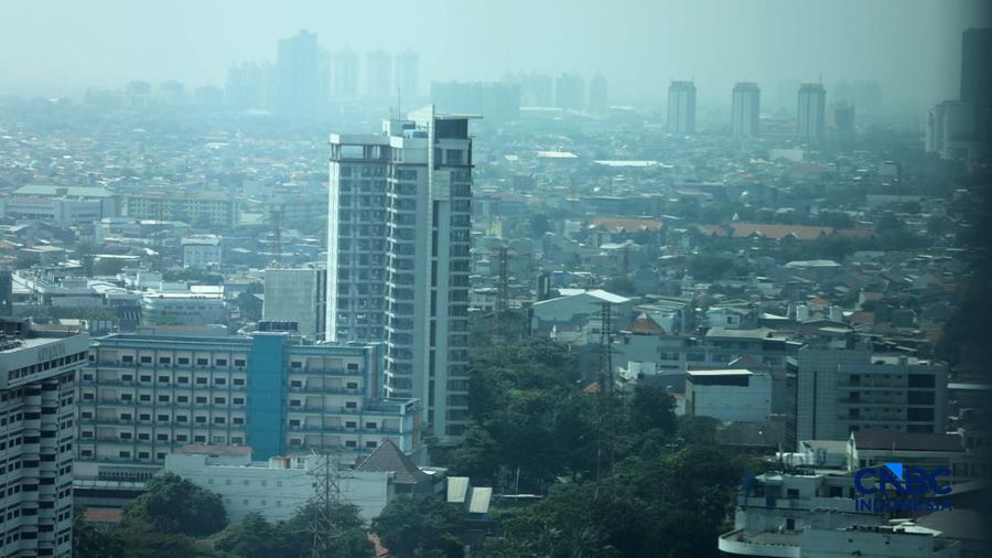 Kualitas udara Jakarta pada Kamis (9/7/2026) pagi hingga siang hari berasas info situs pemantau kualitas udara IQAir pada pukul 09.30 WIB tidak sehat bagi golongan sensitif.