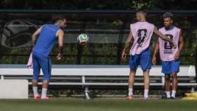Soccer Football - FIFA World Cup 2026 - France Training - Bentley University, Waltham, Massachusetts, U.S. - July 8, 2026 France's Rayan Cherki, Desire Doue and Lucas Digne during training REUTERS/Brian Snyder