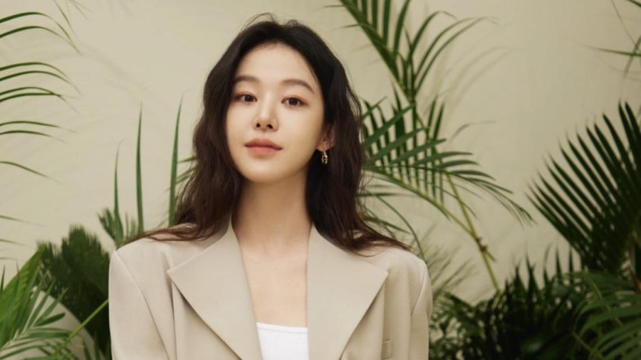 Lee Ju Myoung Dapat Tawaran Main Drakor Bareng Kim Young Kwang&comma; Ini Kata Agensi