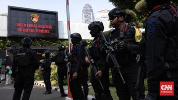 FOTO: Penjagaan di Polda Metro Jaya