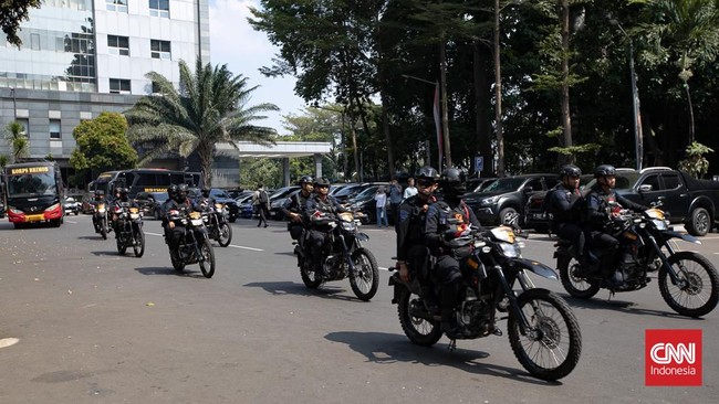 Polda Metro Jaya memperketat pengamanan usai melakukan penggeledahan terkait kasus dugaan korupsi, tindak pidana pencucian uang (TPPU)