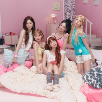 Girl Group Naik Daun, RESCENE Remake Lagu Hits KARA 'Pretty Girl'