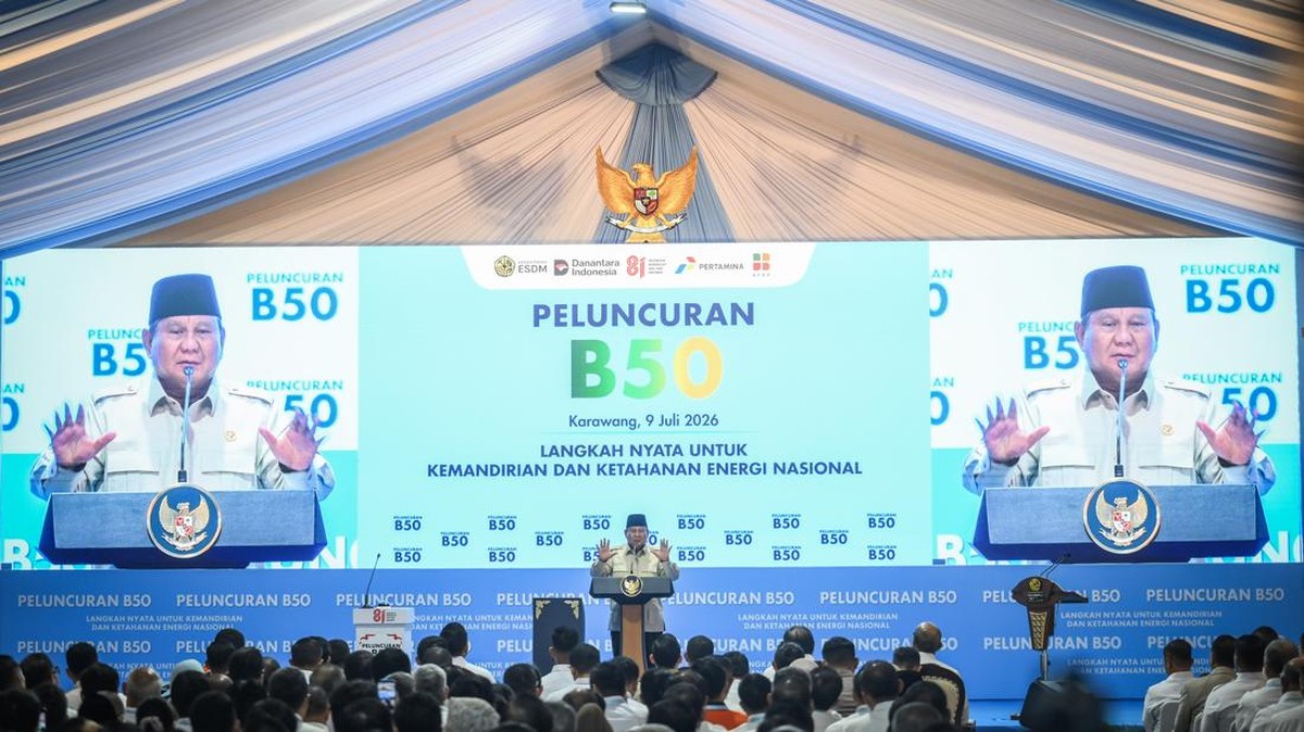 Presiden Prabowo Subianto memberikan sambutan saat peluncuran Program Mandatori Biodiesel B50 di Rest Area KM 57 Tol Jakarta-Cikampek, Karawang, Jawa Barat, Kamis (9/7/2026). Program B50 yang mewajibkan pencampuran biodiesel sebesar 50 persen ke dala