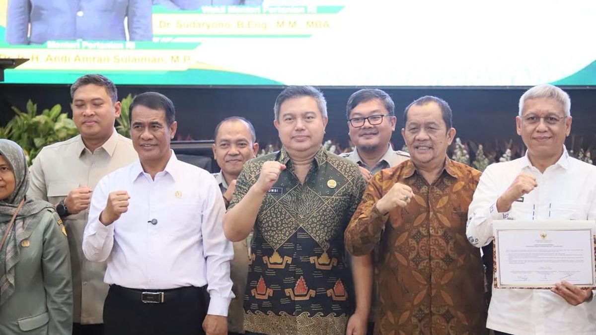 Sekjen Kemendagri Desak Pemda ‘Rangkul’ Penyuluh Pertanian: Janji Swasembada atau Sekadar Retorika?