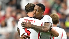 Soccer Football - FIFA World Cup 2026 - Group L - England v Croatia - Dallas Stadium, Arlington, Texas, U.S. - June 17, 2026 England's Ezri Konsa and John Stones embrace before the match IMAGN IMAGES via Reuters/Maria Lysaker