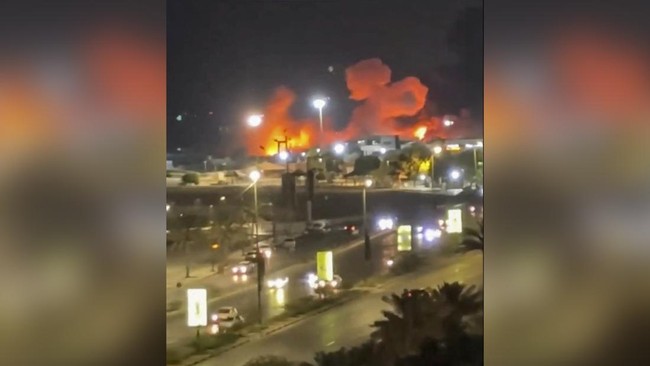 Smoke and flames rise after an explosion in Bandar Abbas, Hormozgan Province, Iran, in this screengrab obtained from a social media video released on July 8, 2026. Social Media/ via REUTERS  THIS IMAGE HAS BEEN SUPPLIED BY A THIRD PARTY. NO RESALES.