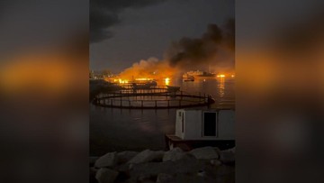 FOTO: Trump Ngamuk di NATO, AS Hajar Iran usai Tanker Diserang