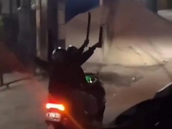 Viral Gerombolan Motor Acungkan Senjata di Rancamanyar Bandung