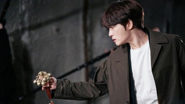 Hari Penuh Kejutan: Dari Horor Kim Jae-joong hingga Cedera Desta