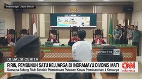 Keluarga Korban Sujud Syukur Atas Vonis Mati Pembunuh Satu Keluarga