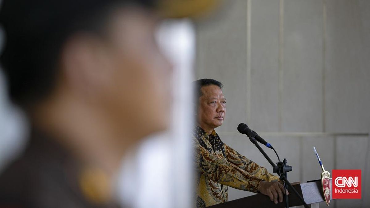 Jaksa Agung Muda Bidang Tindak Pidana Khusus, Febrie Adriansyah memerikan keterangan pers di Gedung Bundar, Kejaksaan Agung, Jakarta, Jumat (10/8/2026). CNN Indonesia/Adi ibrahim