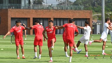 Sorotan Dunia Olahraga CNN Sport : Herdman Sebut Timnas Indonesia Makin Solid dan Percaya Diri