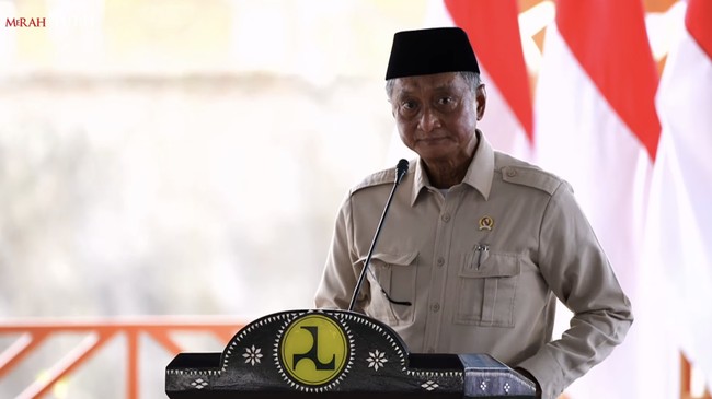 Menteri PU Dody Hanggodo saat acara peresmian 5 Bendungan di Indonesia, Lombok Barat, 10 Juli 2026