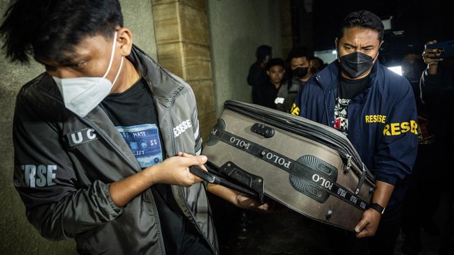 Polisi Kembali Geledah Ruko Terkait Kasus Korupsi TPPU di Jakarta Selatan