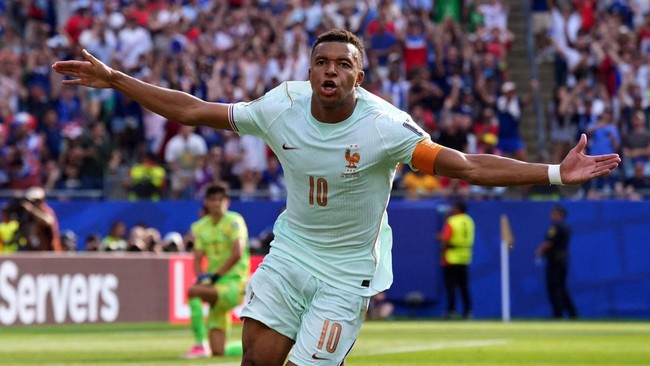 Soccer Football - FIFA World Cup 2026 - Quarter Final - France v Morocco - Boston Stadium, Foxborough, Massachusetts, U.S. - July 9, 2026 France's Kylian Mbappe celebrates scoring their first goal IMAGN IMAGES via Reuters/David Butler Ii