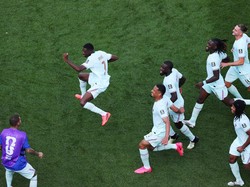 Sejak 1998, Prancis selalu lolos ke babak final setiap mencapai semifinal Piala Dunia.