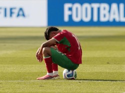 Soccer Football - FIFA World Cup 2026 - Quarter Final - France v Morocco - Boston Stadium, Foxborough, Massachusetts, U.S. - July 9, 2026 Morocco's Gessime Yassine looks dejected after the match as Morocco are eliminated from the World Cup REUTERS/Br