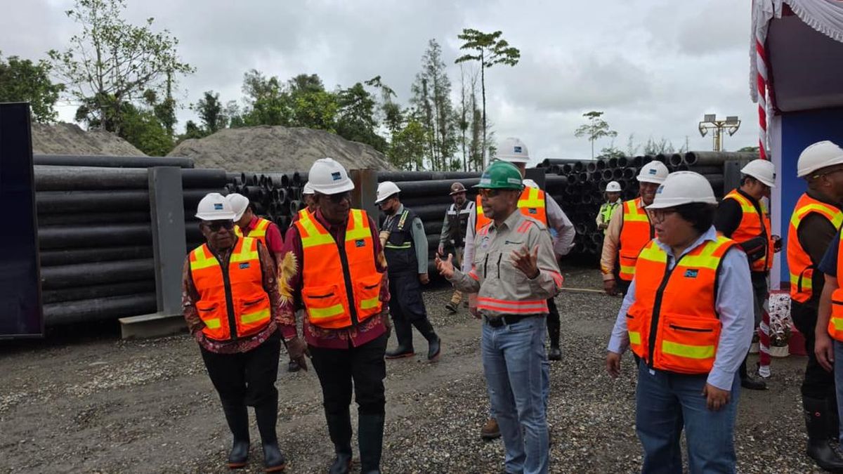 PTFI Dukung Akses Air Bersih, Hibahkan 11 KM Pipa pada Pemkab Mimika