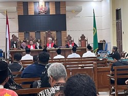 Jaksa Belum Siapkan Tuntutan, Sidang Eks Bupati Pesawaran Ditunda