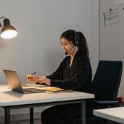 5 Kebiasaan Introvert yang Bantu Raih Kesuksesan di Tempat Kerja