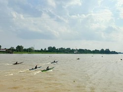 Dukungan Polisi di Pelalawan Boat Racing, Pesona Wisata Sungai Kampar